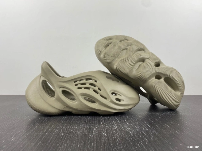 Stone Adidas Foam Yeezy Salt RNR GV6840 0821